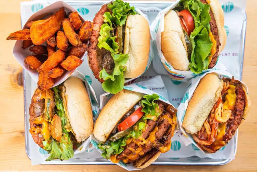 PLNT Burger Sortiment mit Käse