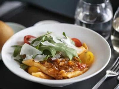 Cathay Pacific - Fleischlose Bolognaise