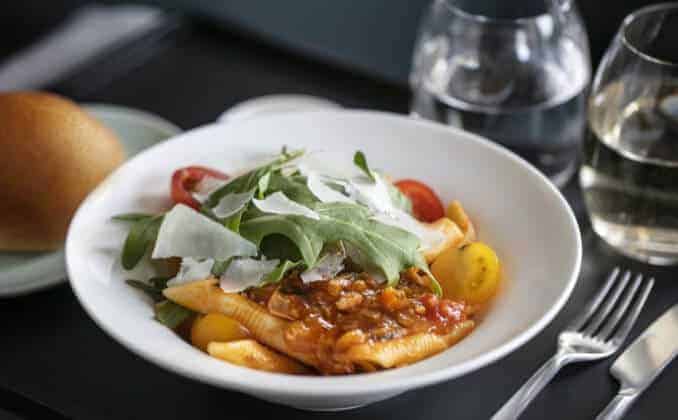 Cathay Pacific - Fleischlose Bolognaise