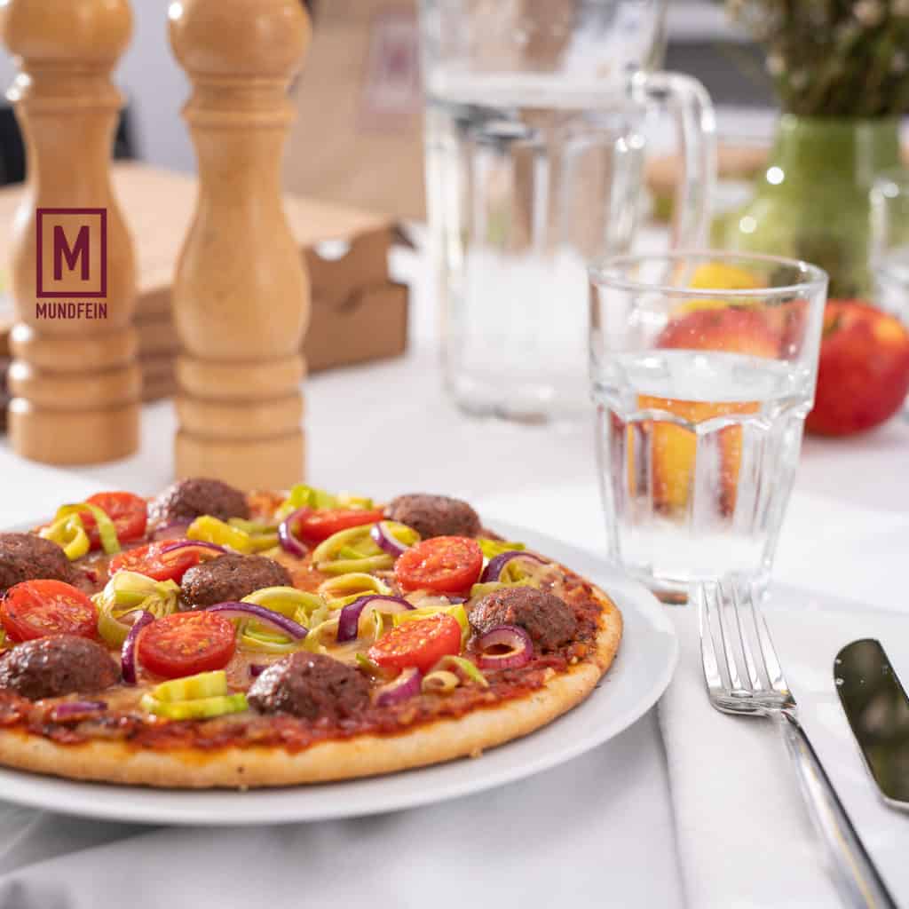 mundfein redefine meat pizza
