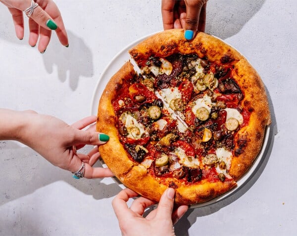New Culture-Mozzarella auf Pizza