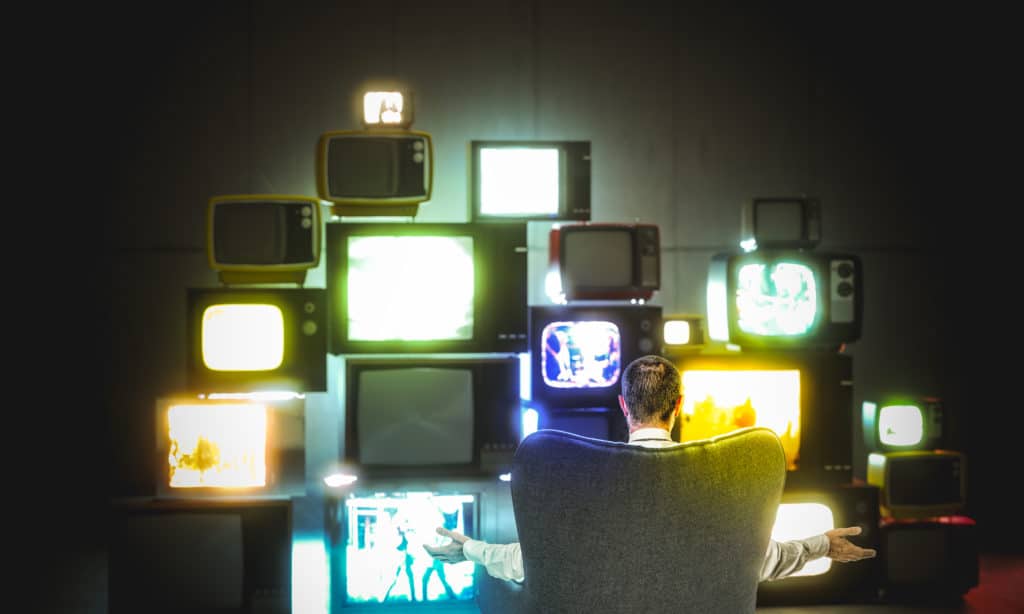 TV-Fernseher-Berichterstattung-Medien-Konsum