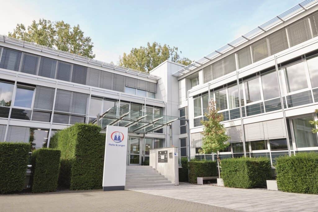 pfeifer langen zentrale in köln