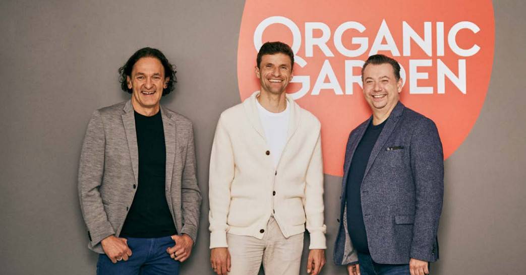Martin Wild (links), CEO von Organic Garden, zusammen mit Thomas Müller und Co-Founder Martin Seitle (rechts)