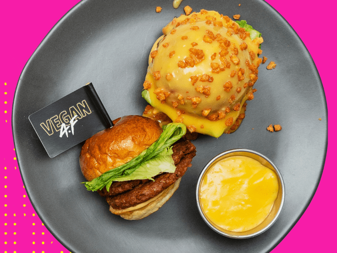 Biffs burger sliders withcheeze and bacun