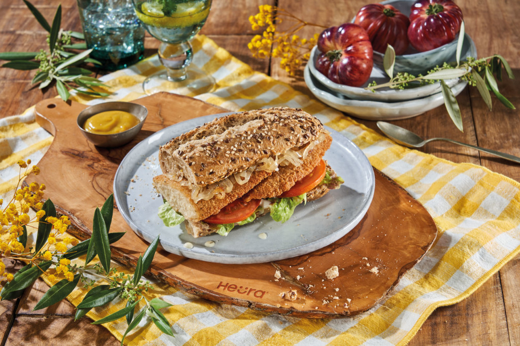 Heura long burger