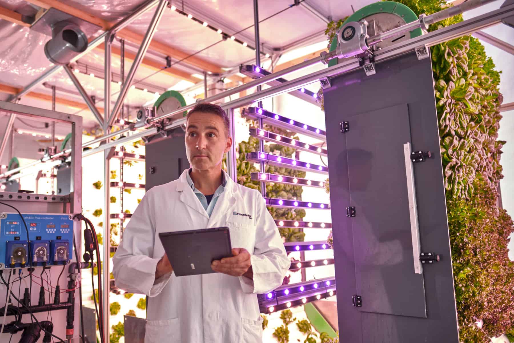 Veganz X Fraunhofer vertical farming 