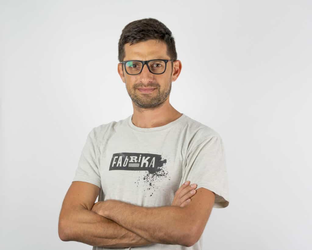 Daniel Dikovsky Bio Shot